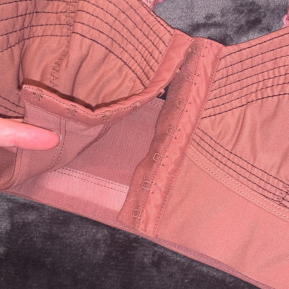 Fabletics Sports Bra - Picture 3 of 5